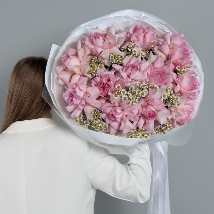Букет с розами Флирт